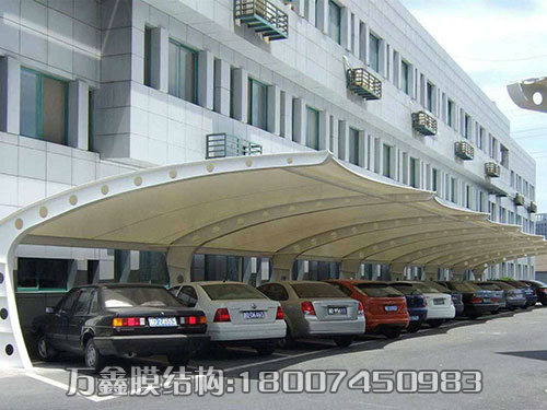 停車(chē)場(chǎng)頂棚